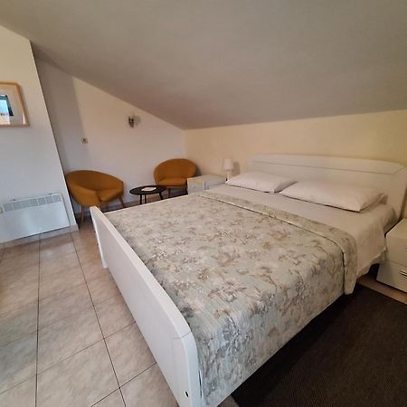 Guesthouse Baric Задар Екстериор снимка